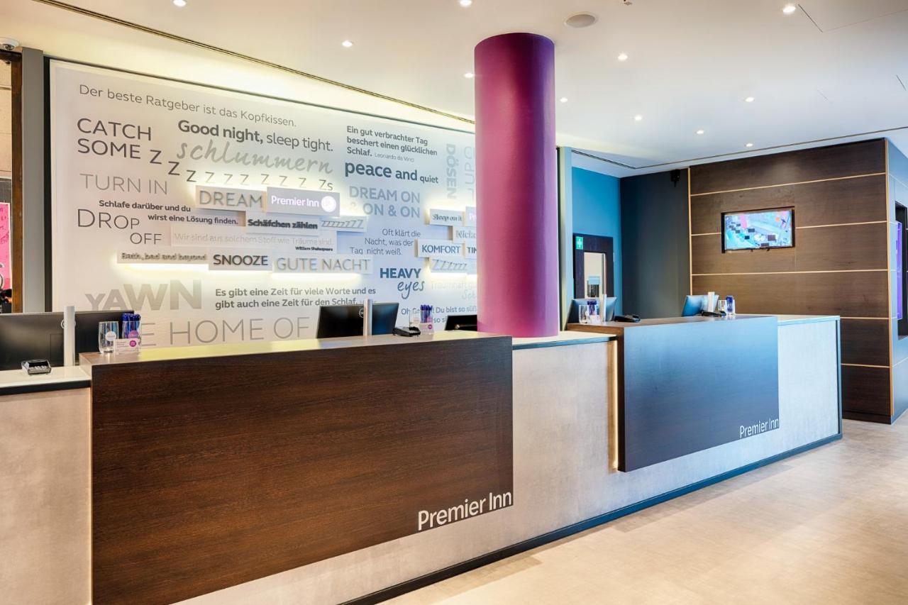 Premier Inn Stuttgart Bad Cannstatt מראה חיצוני תמונה