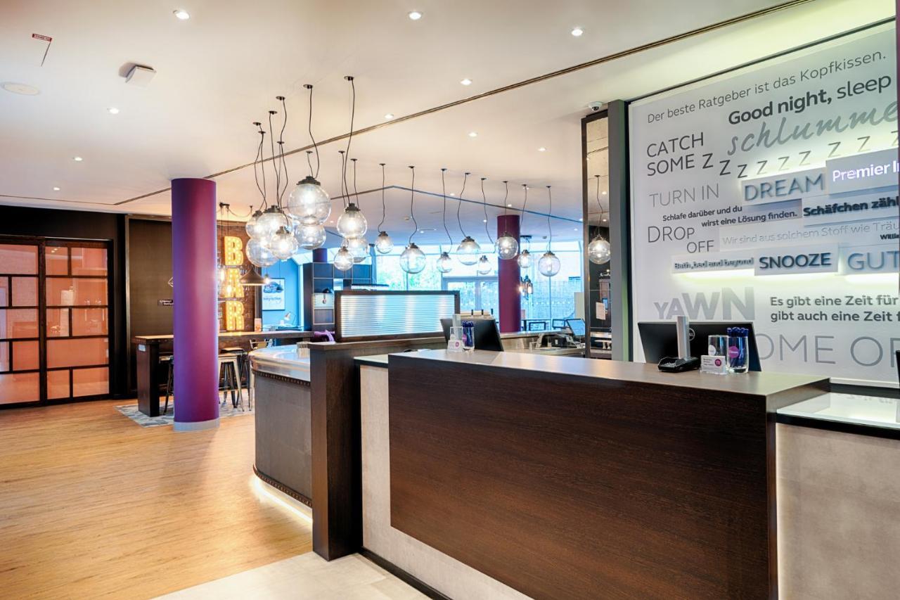Premier Inn Stuttgart Bad Cannstatt מראה חיצוני תמונה